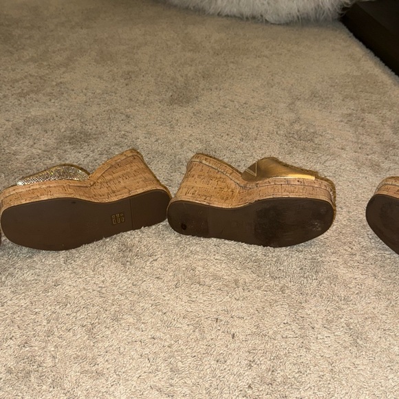 SCHUTZ Gold Wedge Sandals - Picture 6 of 9